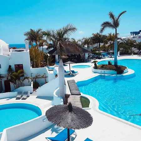 Playa Paraiso Апартаменти *